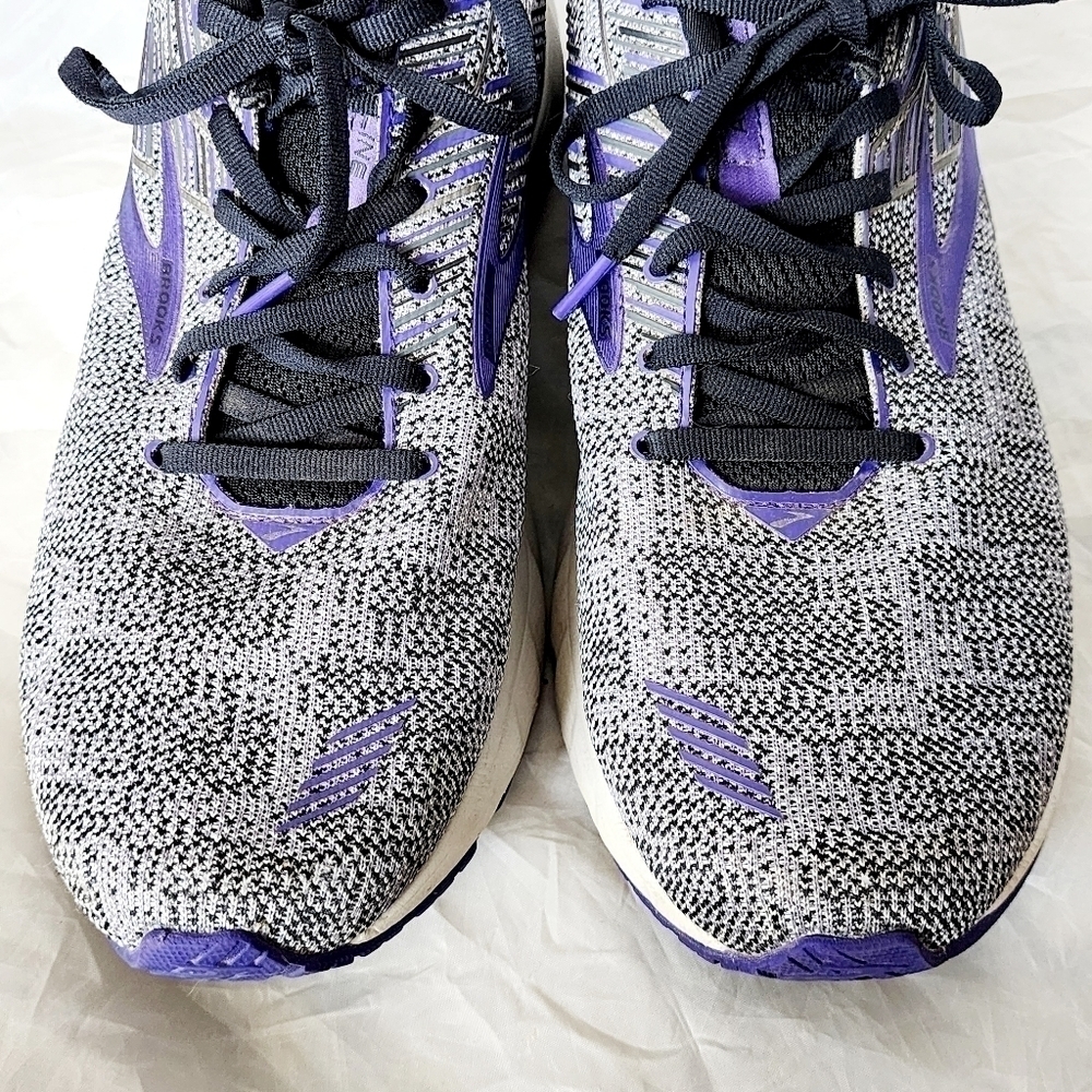 Brooks Adrenaline GTS 19 DNA Loft Womens Size 13 Cushion Support Grey Purple EUC - Picture 9 of 16